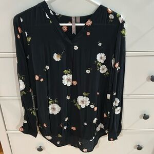 Brina & Em Stitchfix Top Floral Print Size Small